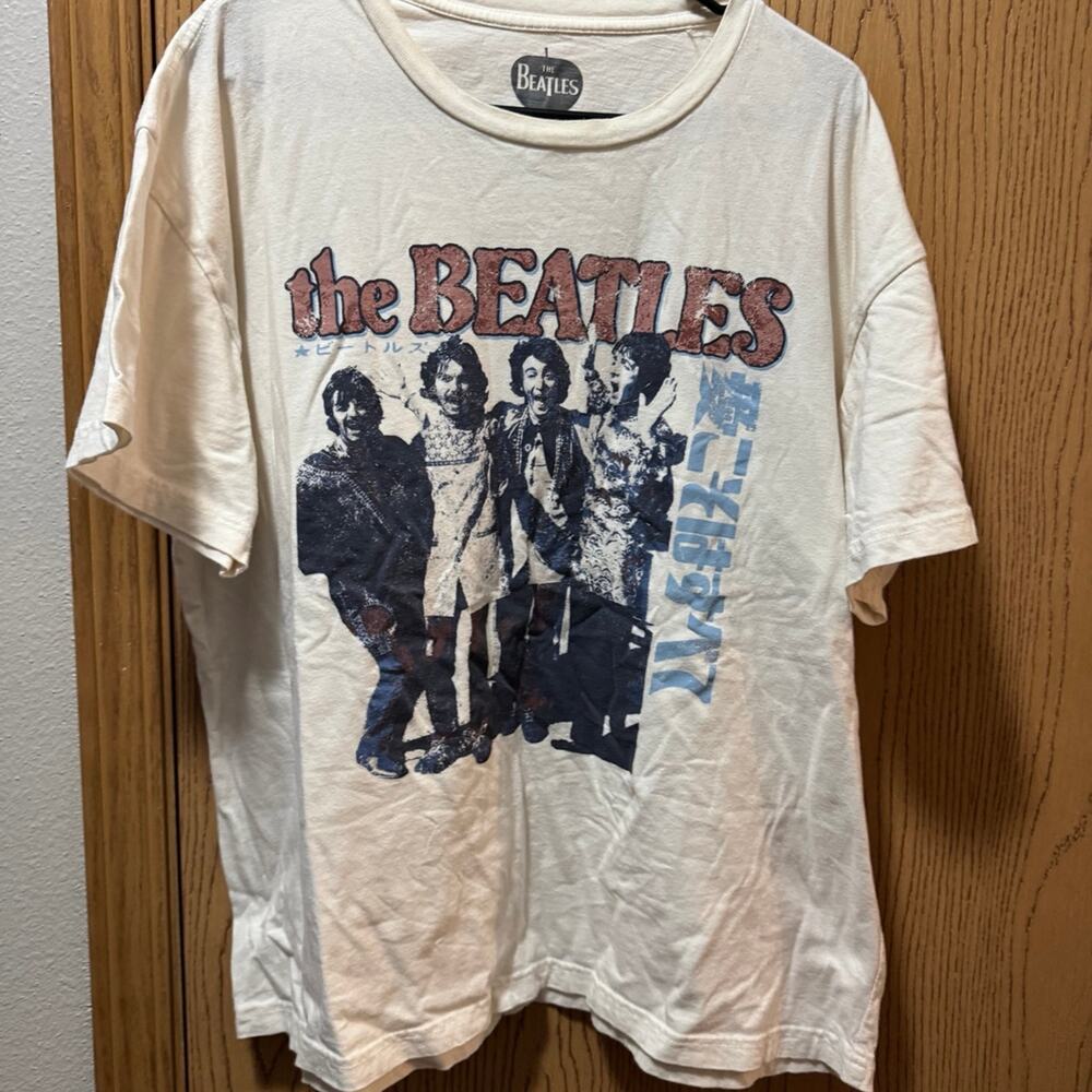 The Beatles Cream Short Sleeve Tee with Red and Blue Print